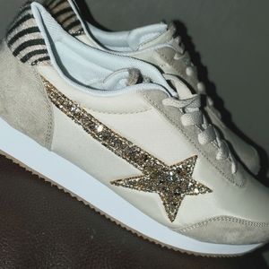 Very G Gypsy Jazz Cream Vintage Fashion Sneakers